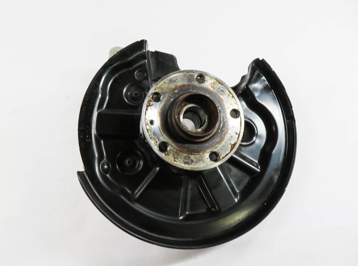 Thumbnail 2: 15-19 VW GOLF / AUDI A3 S3 RS3 (8V) AWD - LEFT REAR SPINDLE KNUCKLE WHEEL HUB