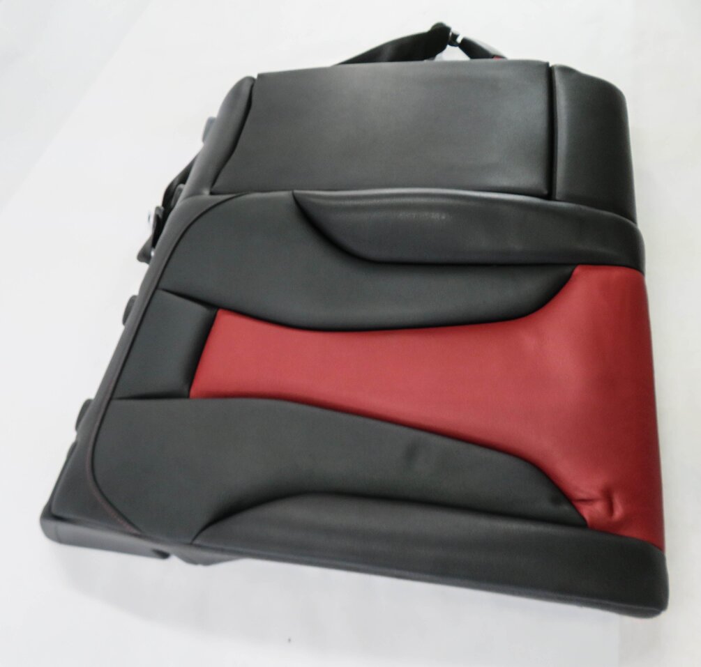 Thumbnail 3: 2015 AUDI S3 (8V) RIGHT / CENTER REAR SEAT UPPER TOP SEAT CUSHION (BLACK & RED)