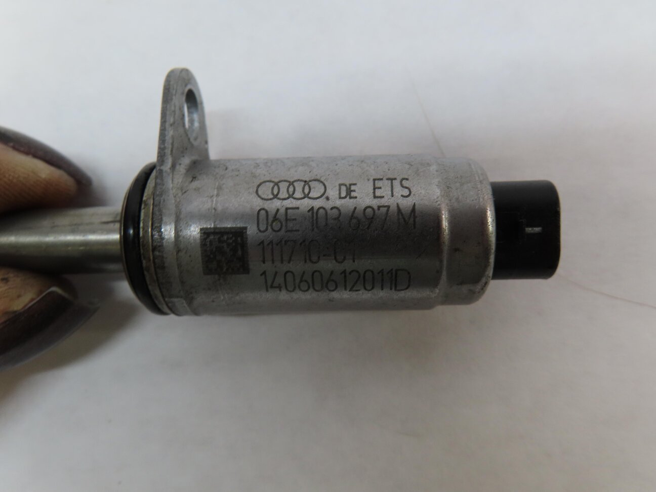Thumbnail 5: 2015 AUDI S3 (8V) 2.0L TURBO CYFB ENGINE CAMSHAFT ADJUSTMENT SOLENOID SET 8