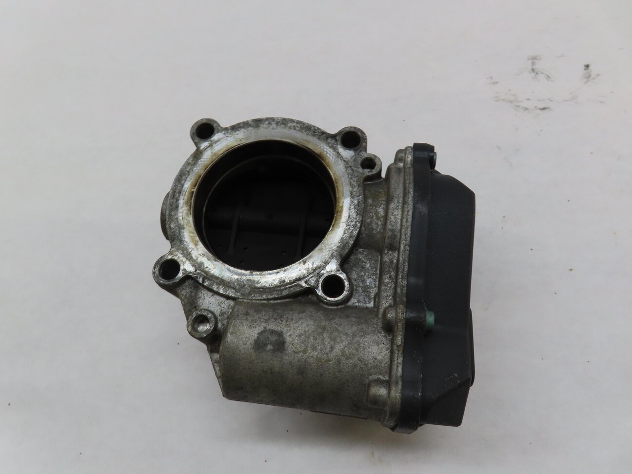 Thumbnail 4: 06-17 VW / AUDI A3 S3 A4 A5 Q3 Q5 TT BEETLE GOLF JETTA 1.8T / 2.0T THROTTLE BODY