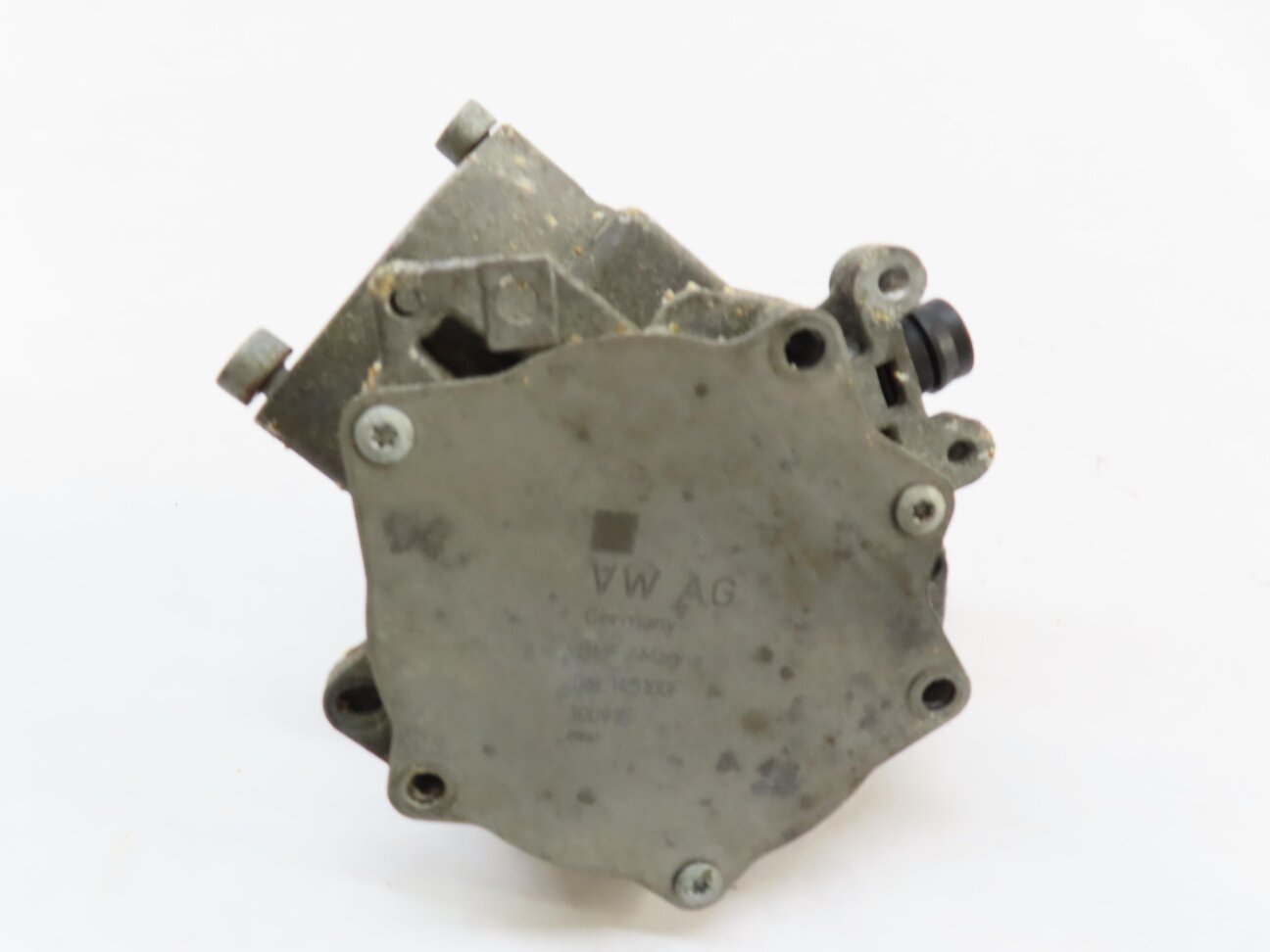 Thumbnail 4: 2015-2017 AUDI A3 S3 (8V) 1.8T / 2.0T TURBO MOTOR ENGINE BRAKE VACUUM PUMP