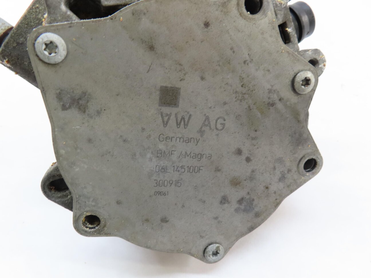Thumbnail 5: 2015-2017 AUDI A3 S3 (8V) 1.8T / 2.0T TURBO MOTOR ENGINE BRAKE VACUUM PUMP