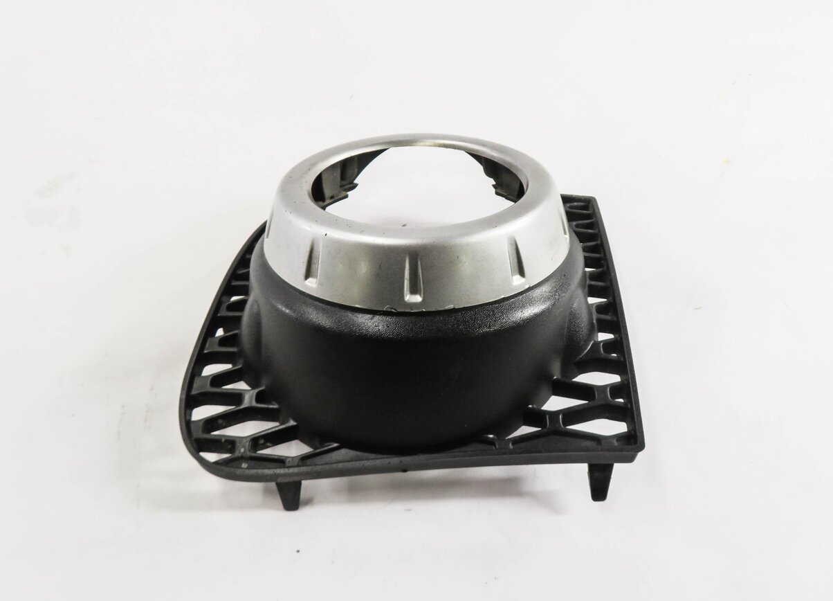 Thumbnail 5: 2010 RANGE ROVER (L322) RIGHT FRONT PASSENGER FOGLIGHT GRILLE TRIM