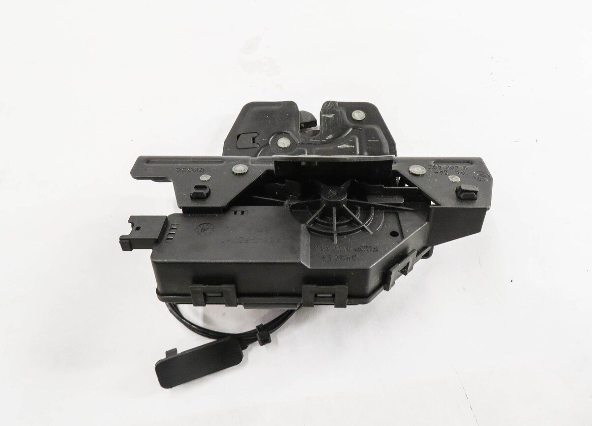 Thumbnail 5: 2010 RANGE ROVER (L322) REAR TRUNK LOCK LATCH ACTUATOR