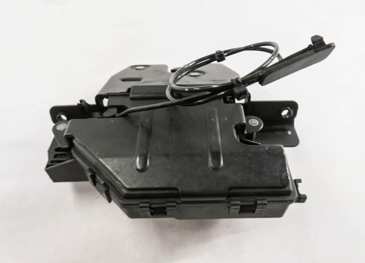 Thumbnail 7: 2010 RANGE ROVER (L322) REAR TRUNK LOCK LATCH ACTUATOR