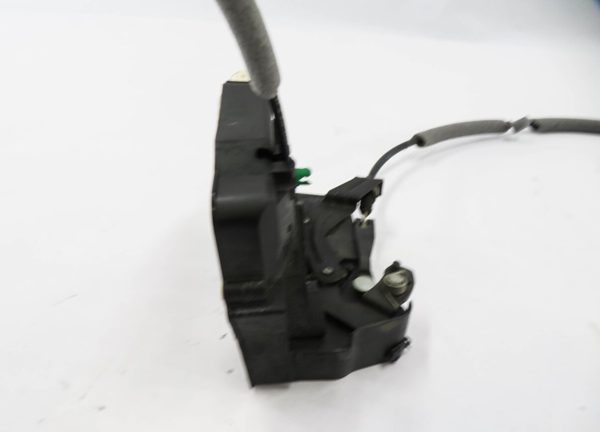 Thumbnail 5: 2010 RANGE ROVER (L322) RIGHT FRONT PASSENGER DOOR LOCK LATCH ACTUATOR MOTOR