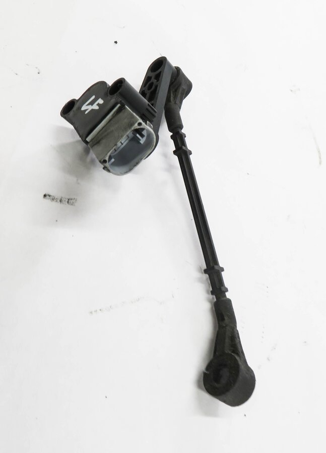 Thumbnail 4: 2010 RANGE ROVER (L322) LEFT FRONT DRIVER SUSPENSION HEIGHT LEVEL SENSOR