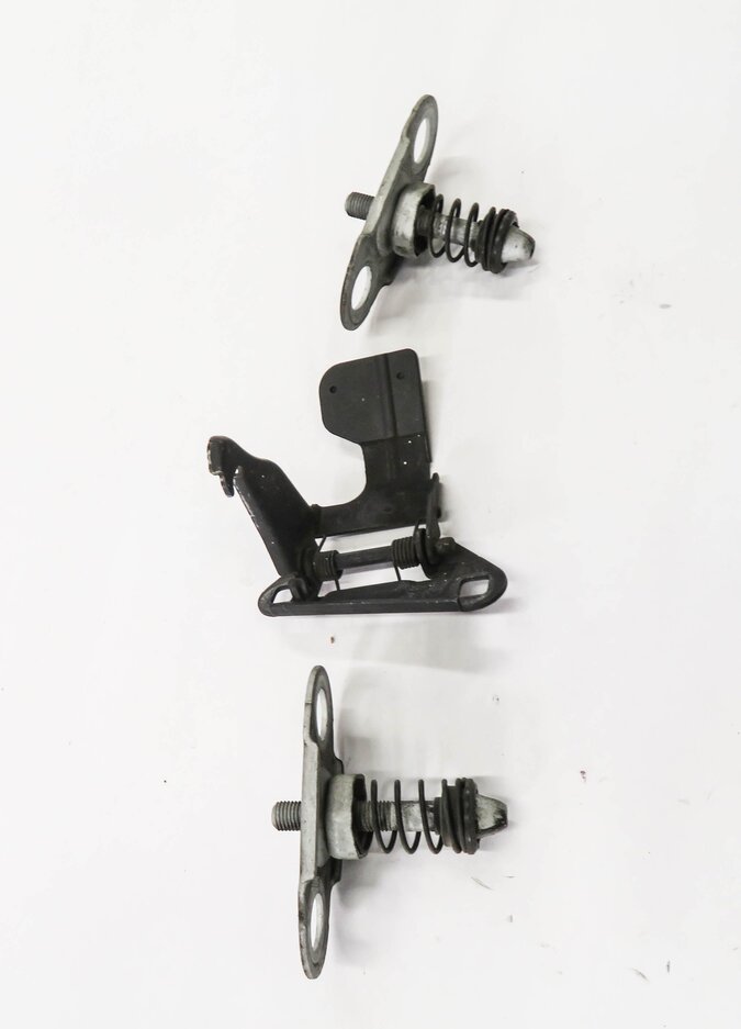 Thumbnail 3: 2010 RANGE ROVER (L322) FRONT HOOD SAFETY LATCH SPRING SET-3