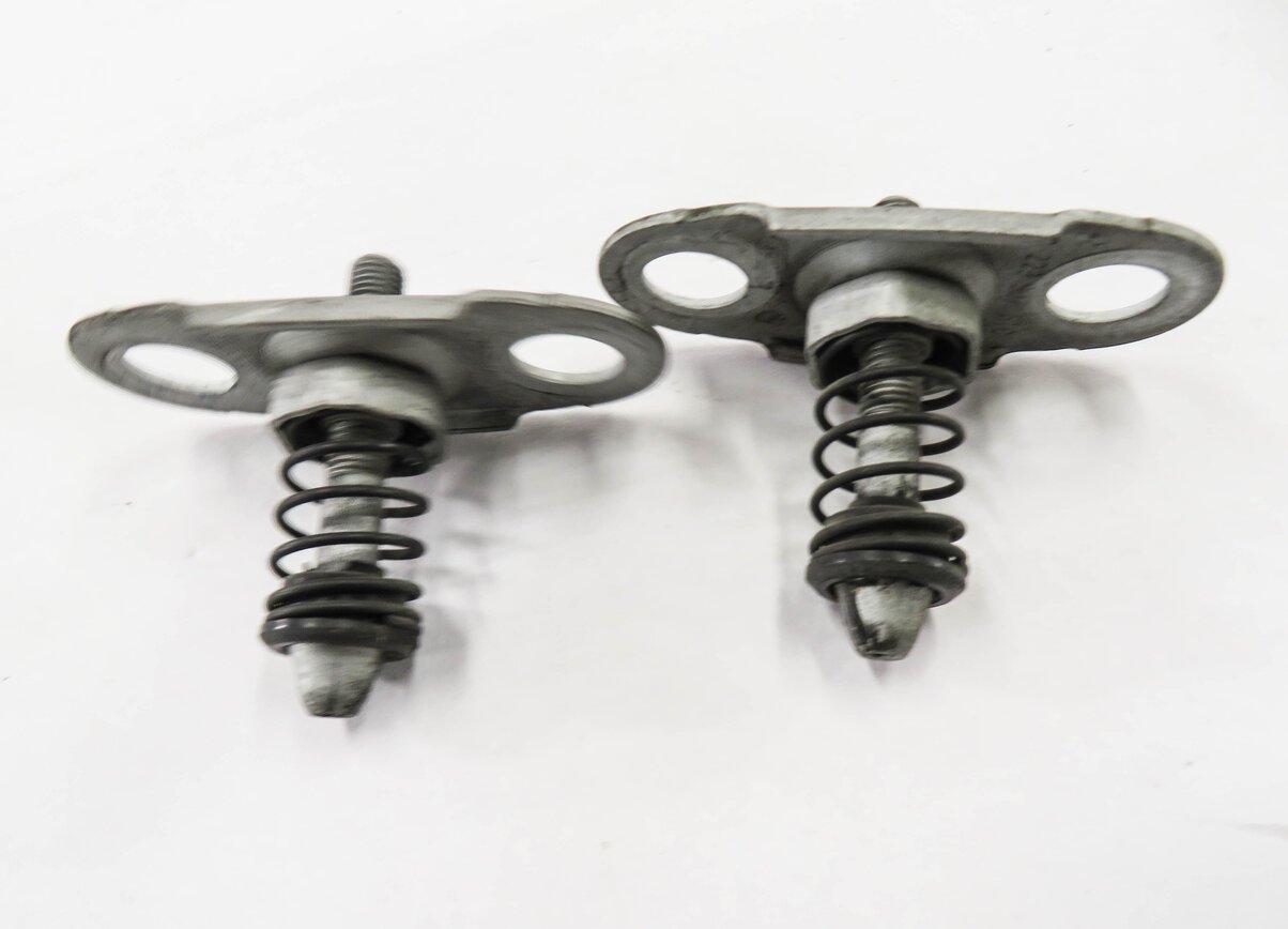 Thumbnail 5: 2010 RANGE ROVER (L322) FRONT HOOD SAFETY LATCH SPRING SET-3