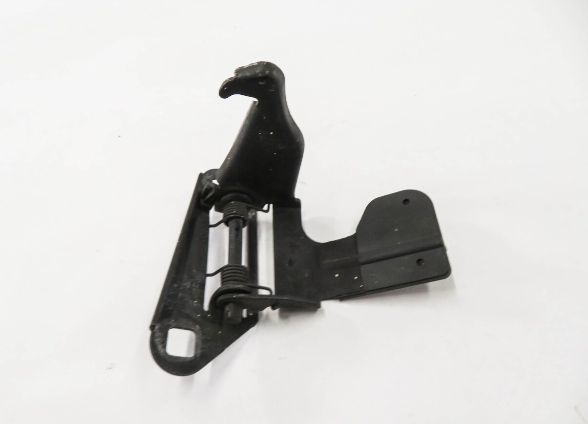 Thumbnail 7: 2010 RANGE ROVER (L322) FRONT HOOD SAFETY LATCH SPRING SET-3