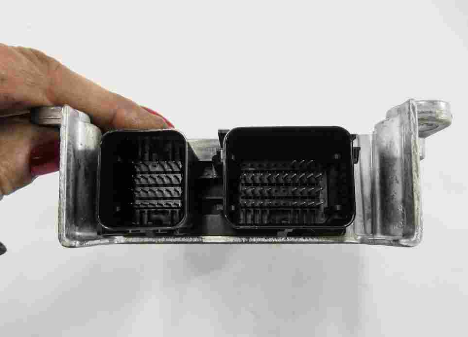 Thumbnail 6: 2010-2012 RANGE ROVER (L322) SRS BAG CONTROL MODULE