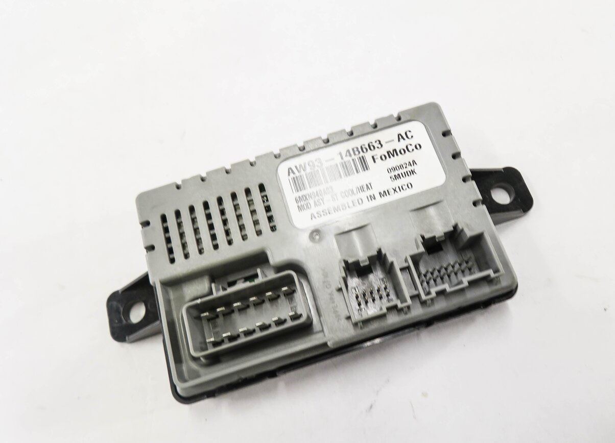 2010 RANGE ROVER (L322) A/C HEATER TEMPERATURE CONTROL MODULE