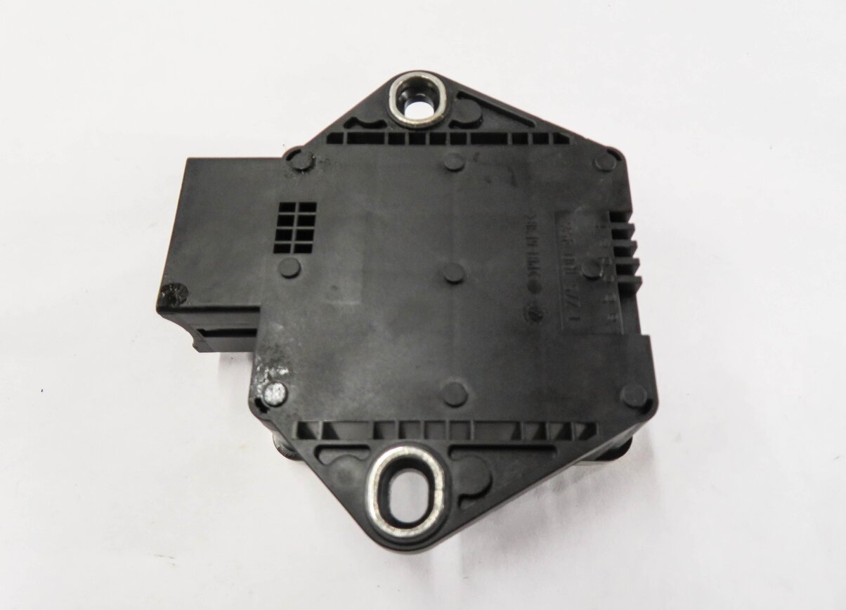 Thumbnail 5: 2010 RANGE ROVER (L322) YAW SPEED ACCELERATION ROTATION STABILITY SENSOR