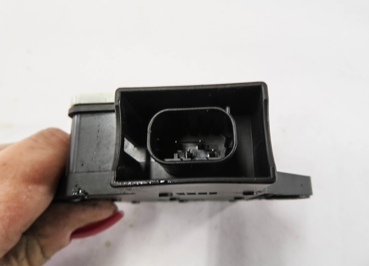 Thumbnail 6: 2010 RANGE ROVER (L322) YAW SPEED ACCELERATION ROTATION STABILITY SENSOR