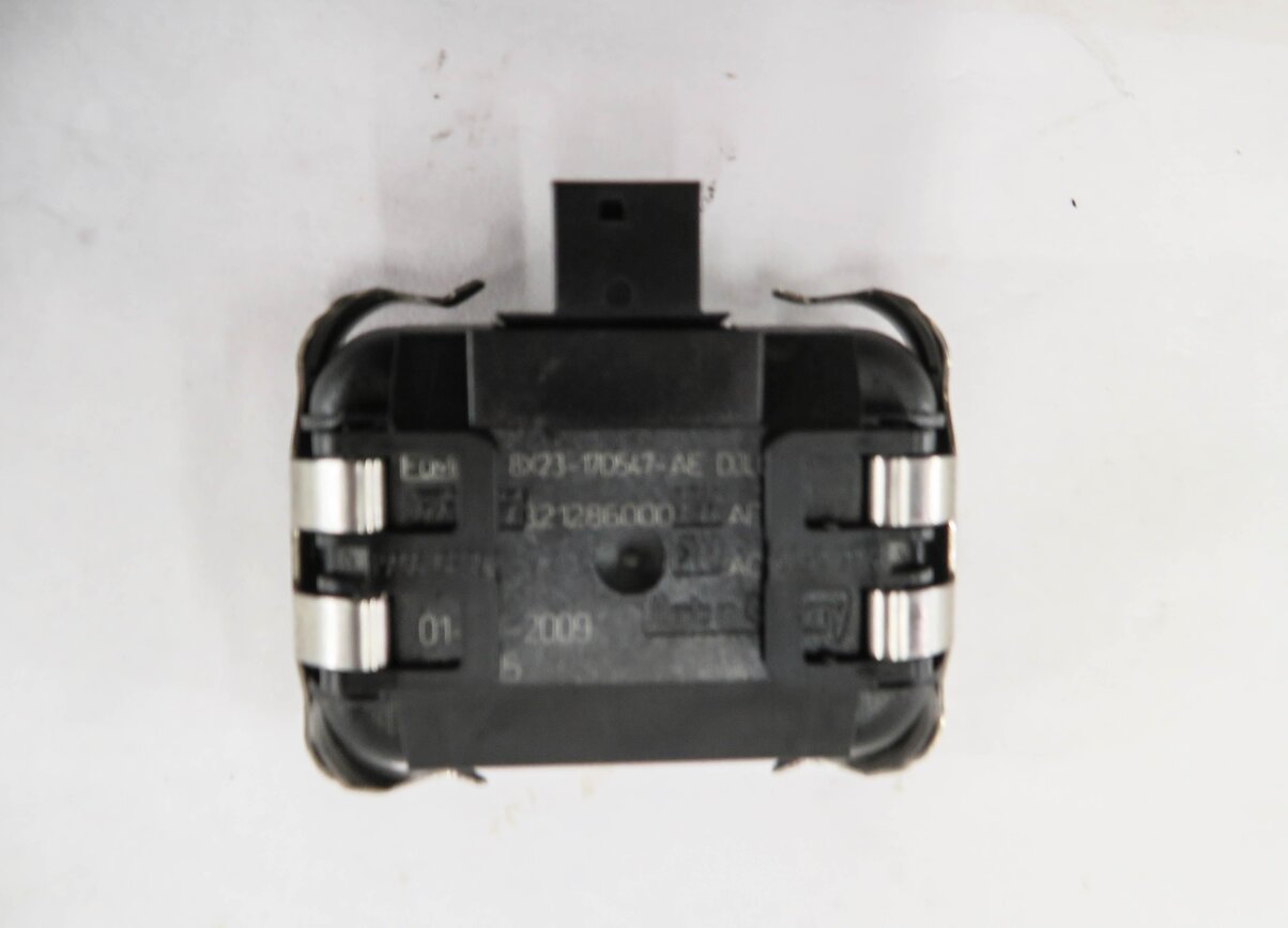 Thumbnail 5: 2010-2016 LR2 LR4 RANGE ROVER SPORT (L320 L322) WINDSHIELD WIPER RAIN SENSOR