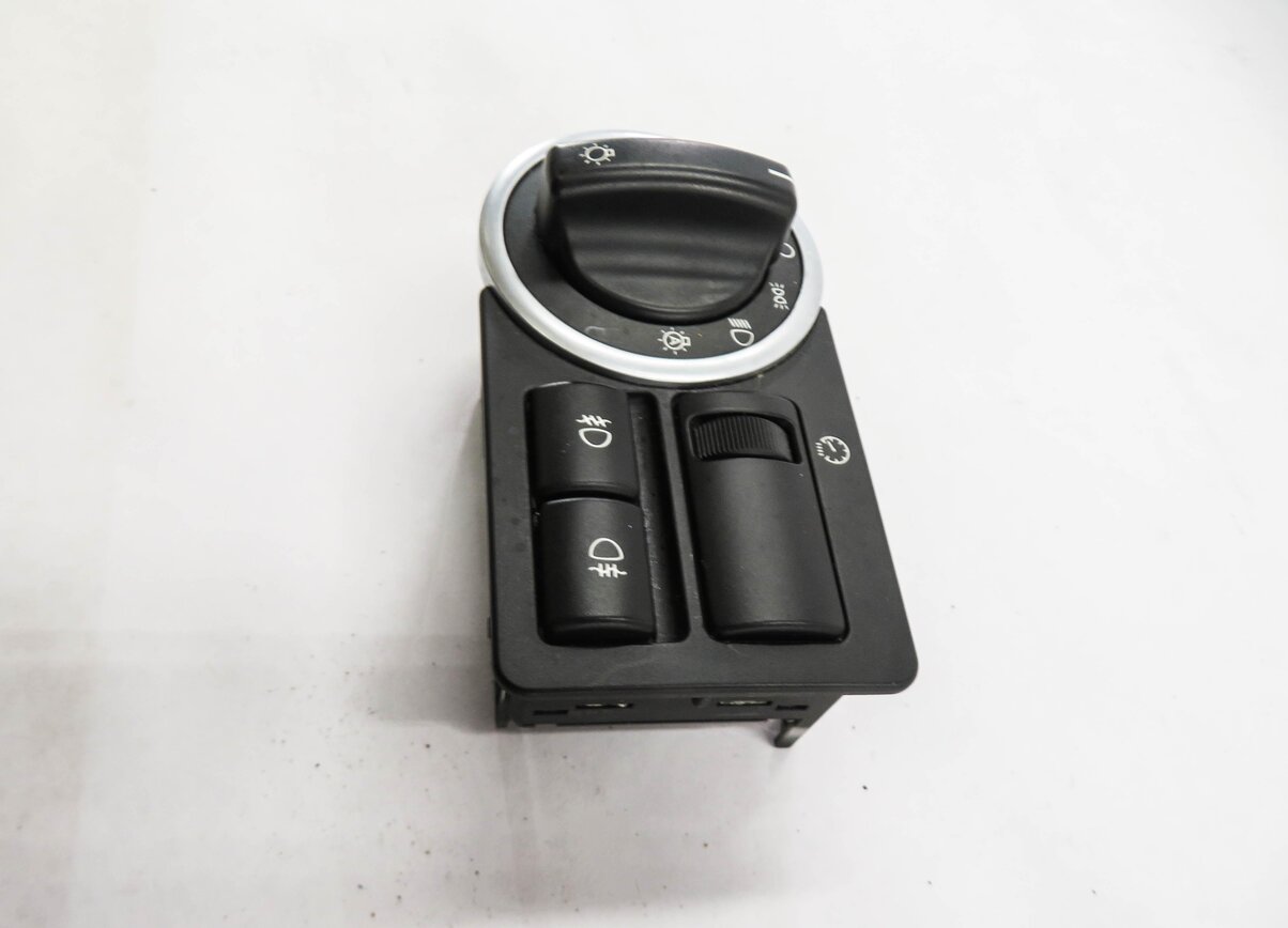 Thumbnail 4: 2007-2013 RANGE ROVER (L322) HEADLIGHT FOG LIGHT DIMMER SWITCH KNOB (BLACK)