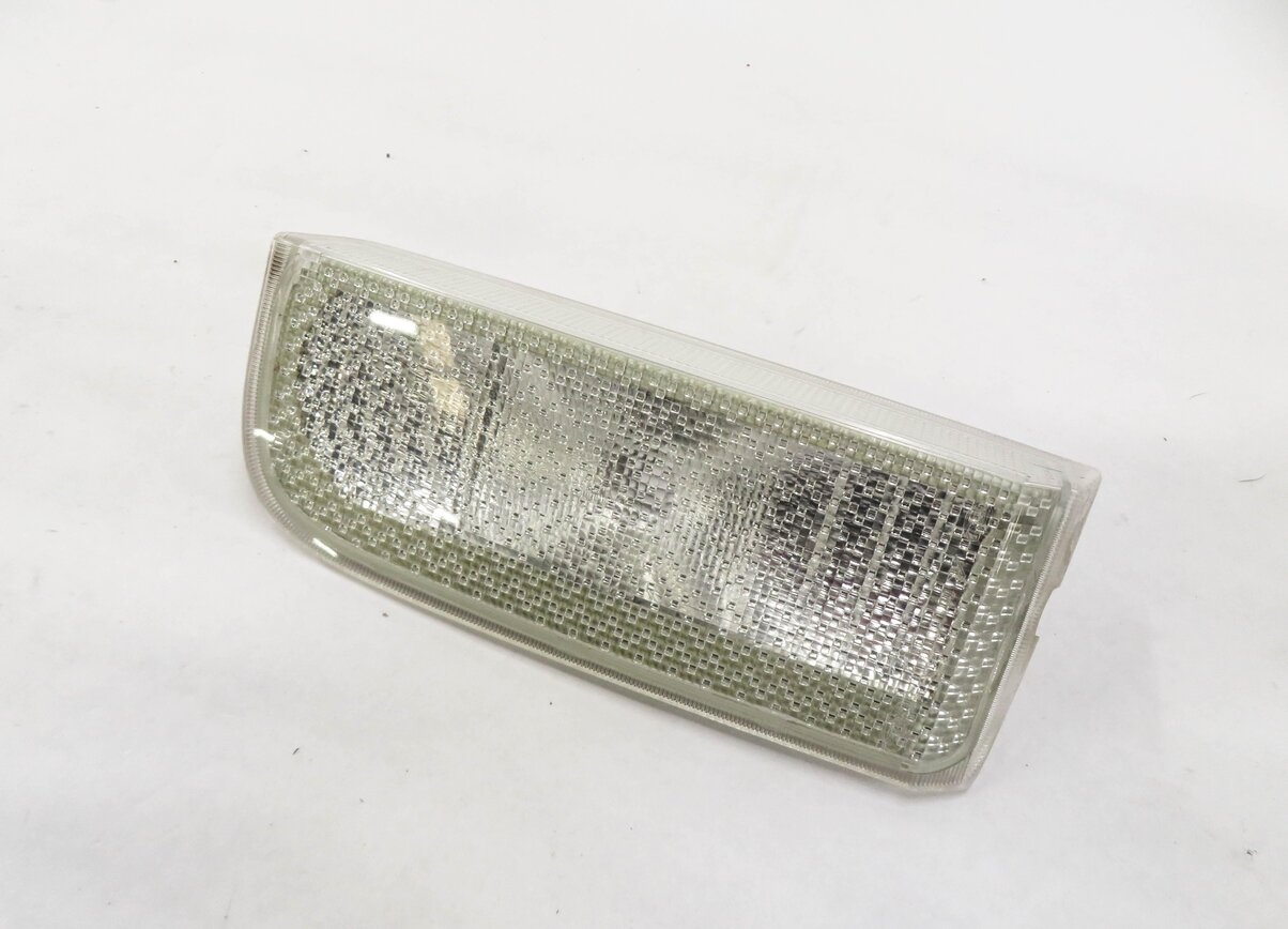 2010 RANGE ROVER (L322) RIGHT PASSENGER REAR REVERSE LIGHT LAMP