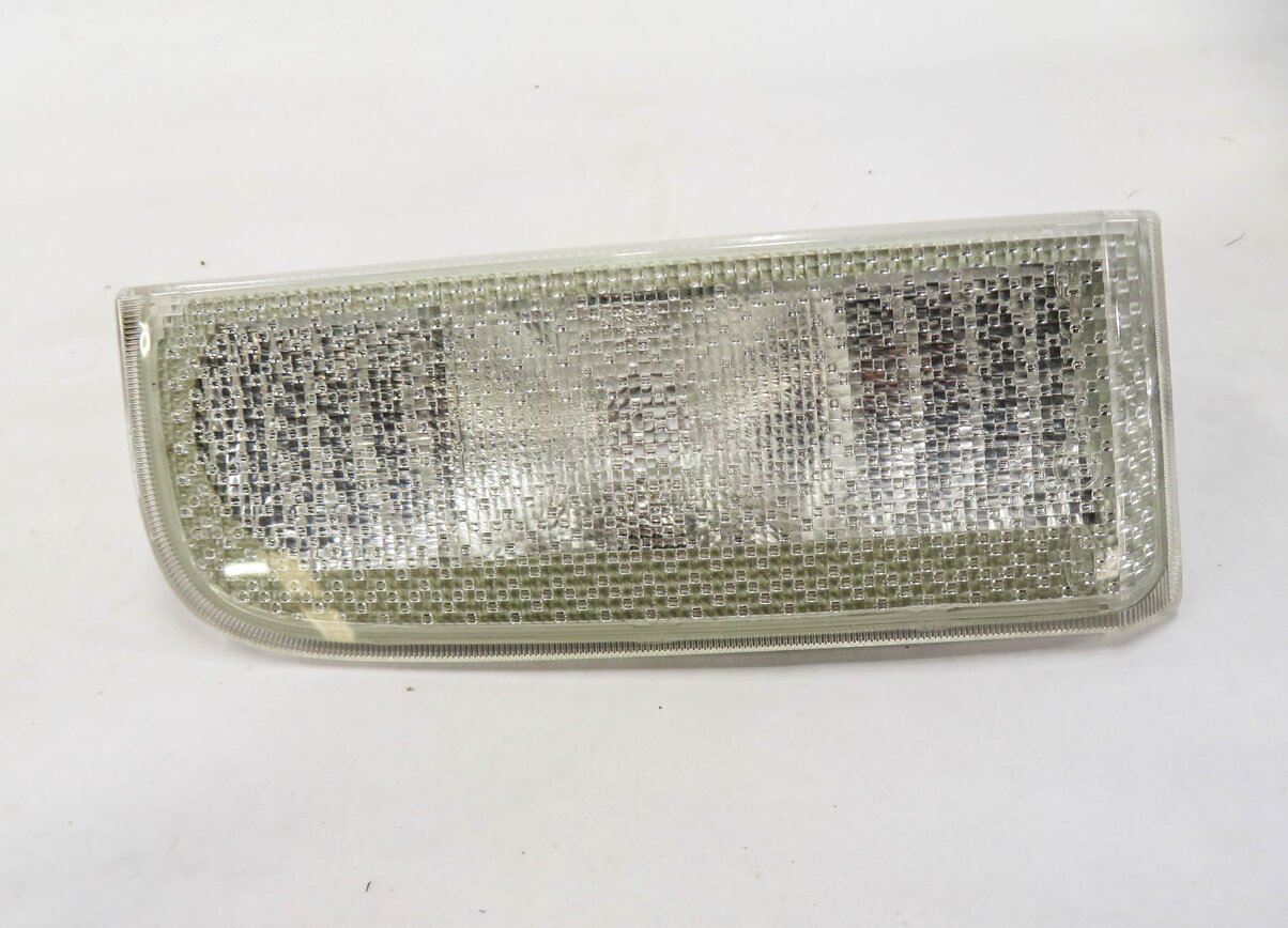 Thumbnail 2: 2010 RANGE ROVER (L322) RIGHT PASSENGER REAR REVERSE LIGHT LAMP