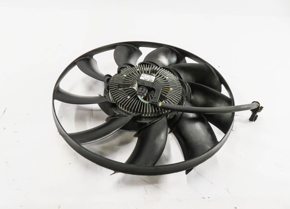Thumbnail 2: 2010-2018 RANGE ROVER SPORT LR4 - 3.0L / 5.0L SUPERCHARGED ENGINE COOLING FAN