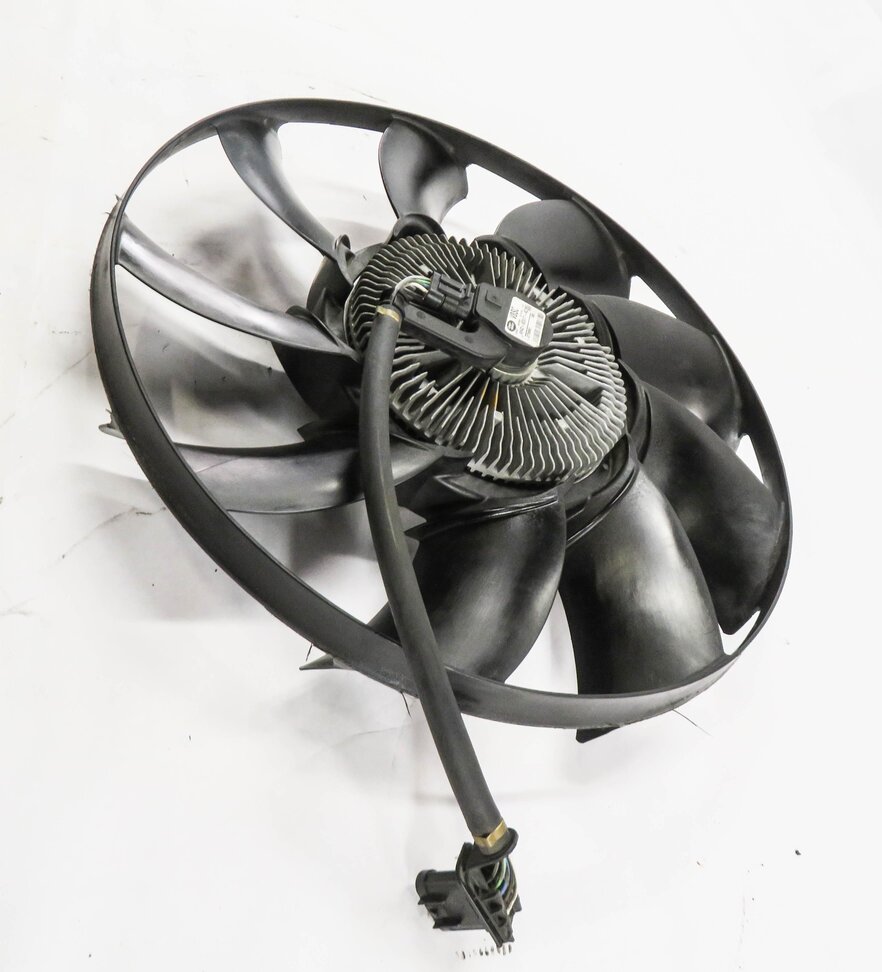 Thumbnail 4: 2010-2018 RANGE ROVER SPORT LR4 - 3.0L / 5.0L SUPERCHARGED ENGINE COOLING FAN