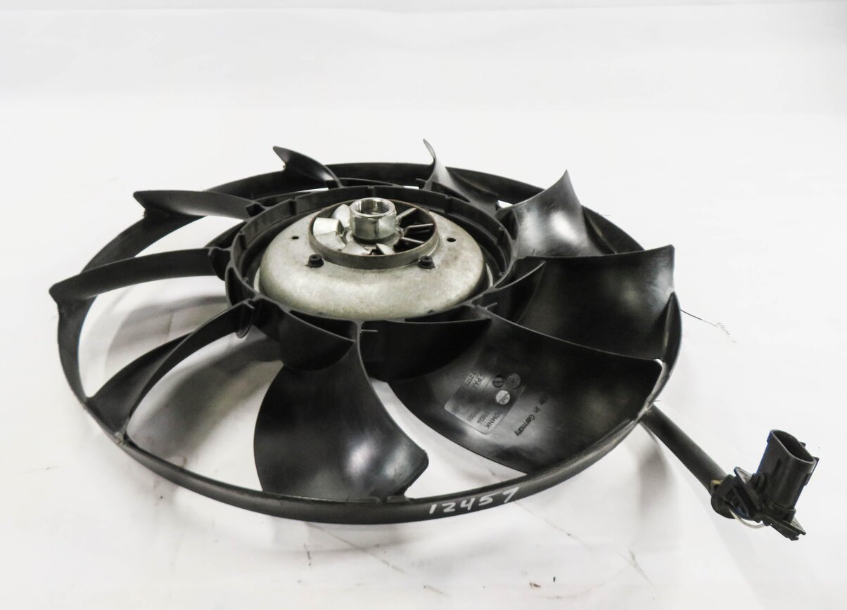 Thumbnail 6: 2010-2018 RANGE ROVER SPORT LR4 - 3.0L / 5.0L SUPERCHARGED ENGINE COOLING FAN