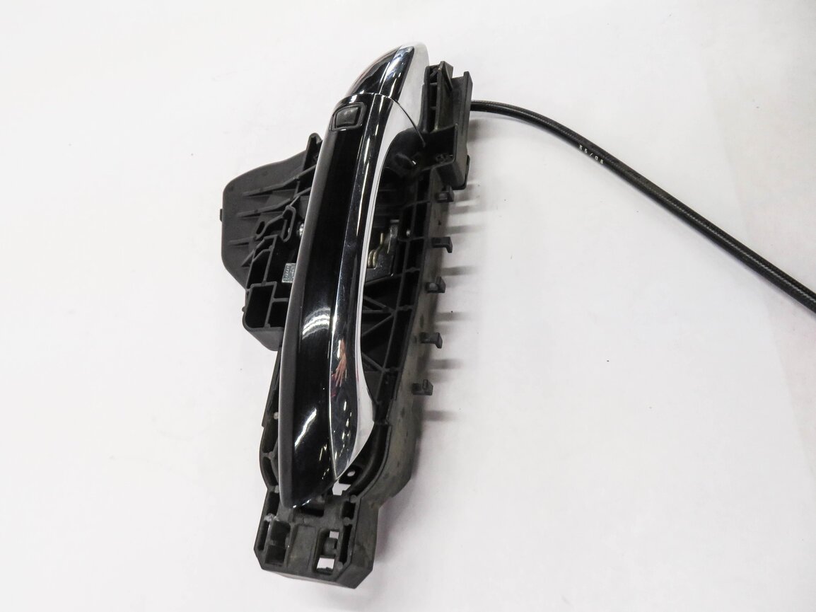 Thumbnail 3: 2009 MERCEDES GL320 (X164) RIGHT REAR EXTERIOR KEYLESS DOOR HANDLE (BLACK)
