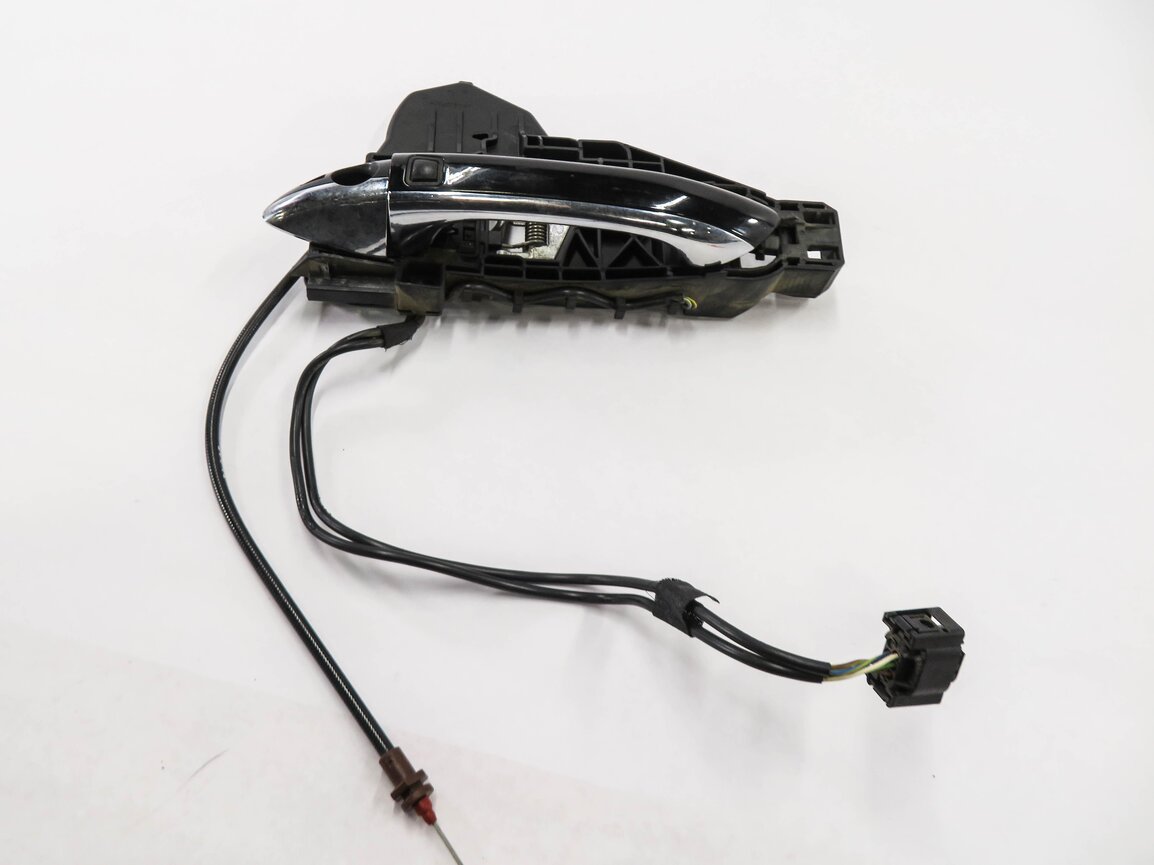 Thumbnail 2: 2009 MERCEDES GL320 (X164) LEFT FRONT DRIVER KEYLESS DOOR HANDLE (BLACK)