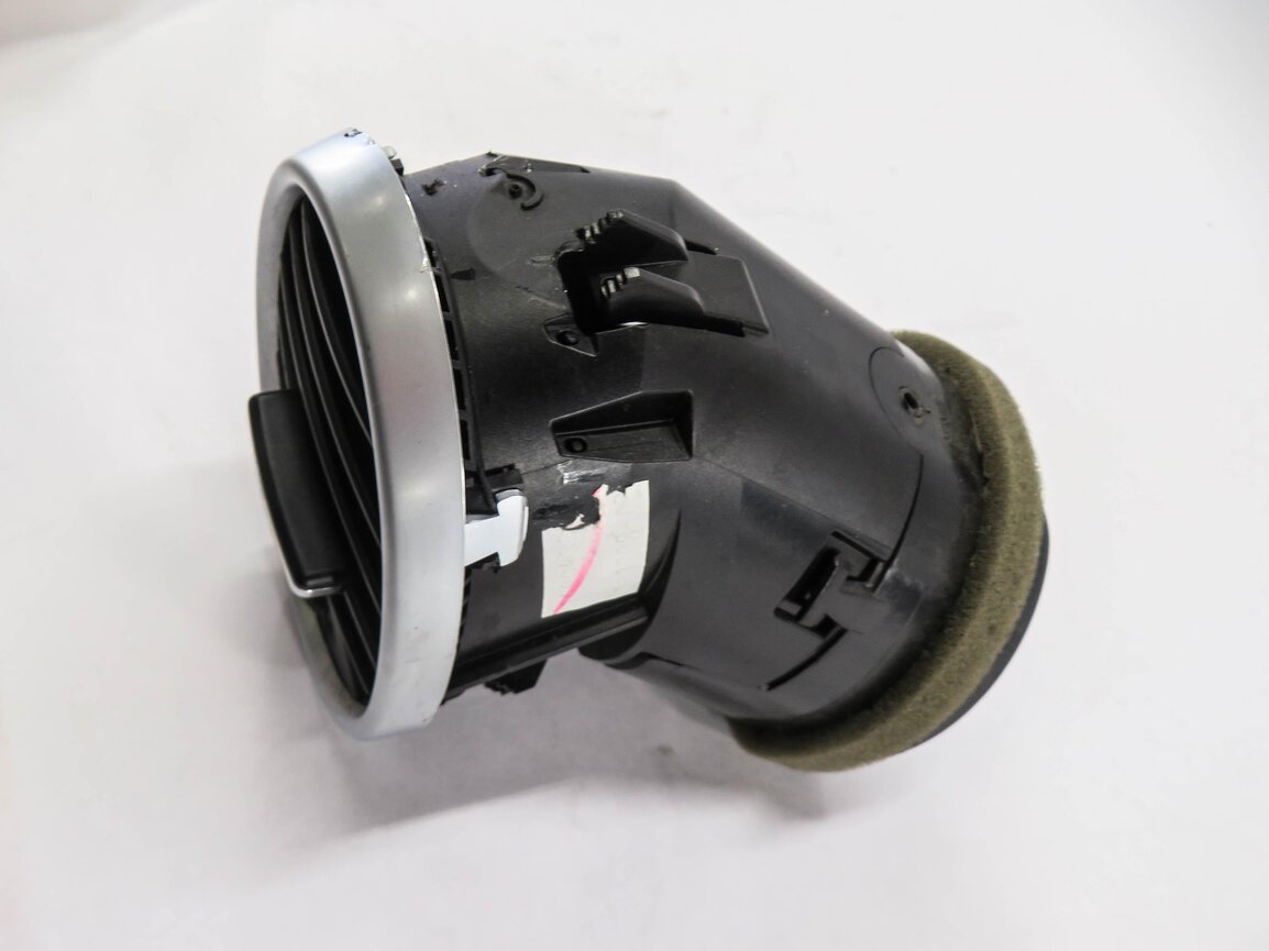 Thumbnail 4: 2009 MERCEDES GL320 (X164) LEFT FRONT DRIVER OUTER DASH HEATER A/C AIR VENT