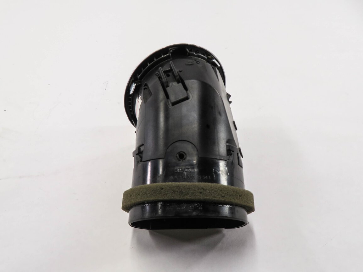 Thumbnail 5: 2009 MERCEDES GL320 (X164) LEFT FRONT DRIVER OUTER DASH HEATER A/C AIR VENT