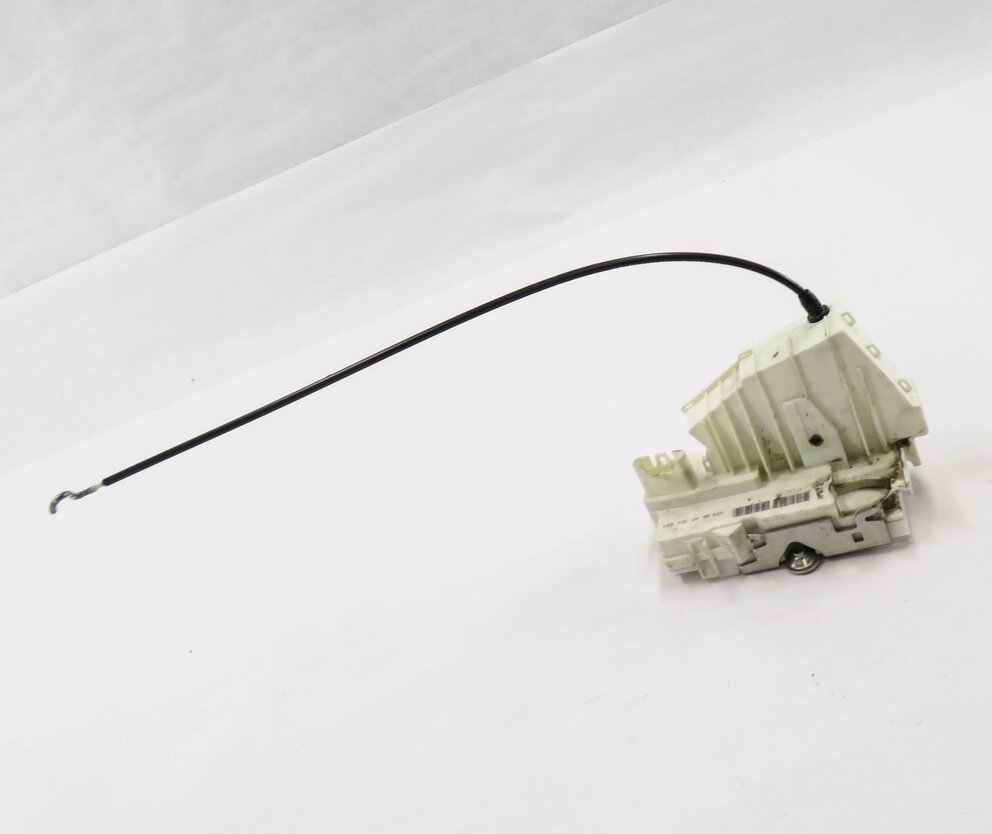 07-12 MB GL320 GL350 GL450 GL550 ML320 ML350 - RIGHT FRONT KEYLESS GO DOOR LATCH