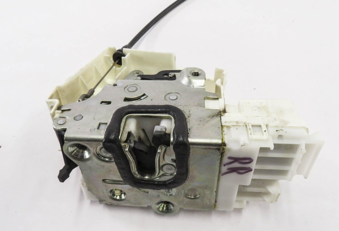 Thumbnail 6: 08-12 MB GL320 GL350 GL450 GL550 (X164) RIGHT REAR KEYLESS GO DOOR LOCK LATCH