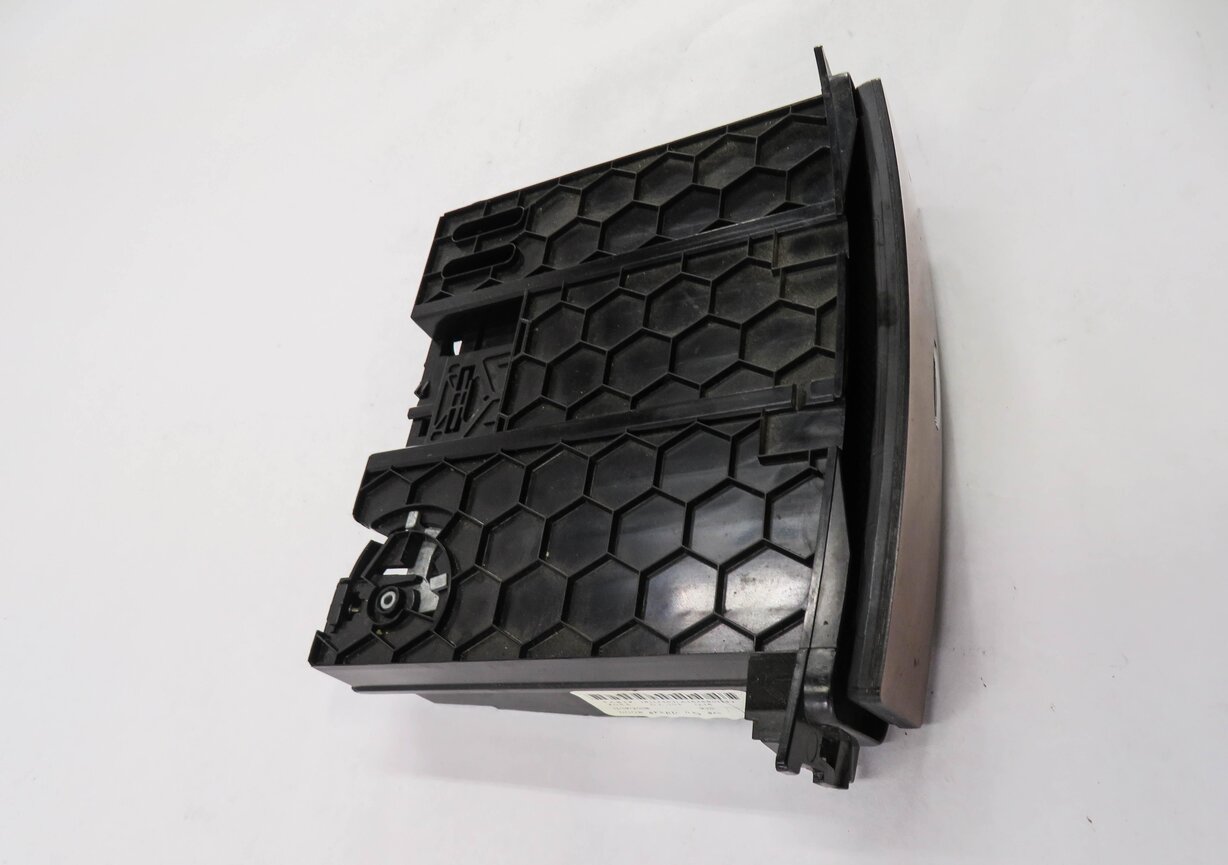 Thumbnail 3: 2009 MERCEDES GL320 (X164) FRONT DASH STORAGE TRAY COMPARTMENT (BIRDS EYE WOOD)