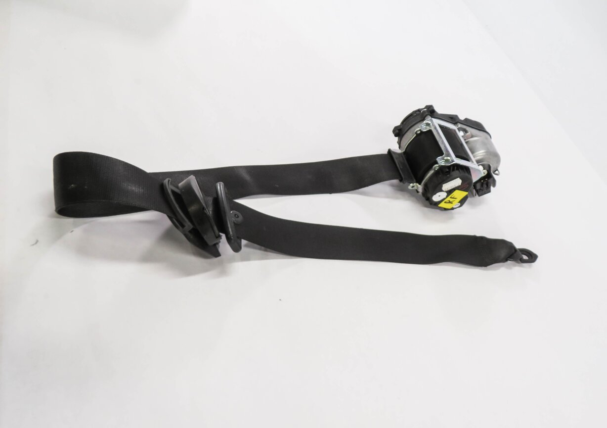 Thumbnail 4: 09 MERCEDES GL320 GL450 GL550 ML320 ML350 RIGHT FRONT SEATBELT RETRACTOR (BLACK)