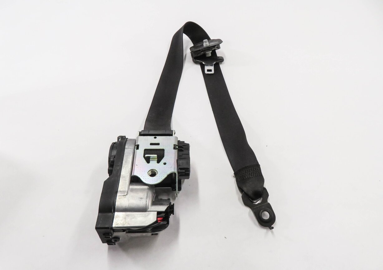 Thumbnail 5: 09 MERCEDES GL320 GL450 GL550 ML320 ML350 RIGHT FRONT SEATBELT RETRACTOR (BLACK)