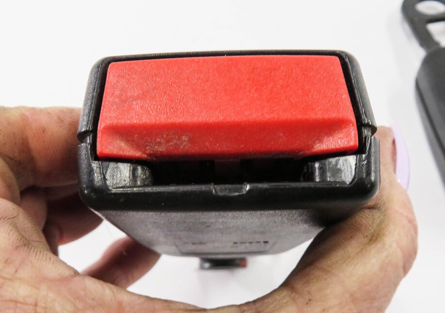 Thumbnail 6: 2009 MERCEDES GL320 (X164) REAR 3rd ROW SEAT SEATBELT BUCKLE RECEIVER SET-2