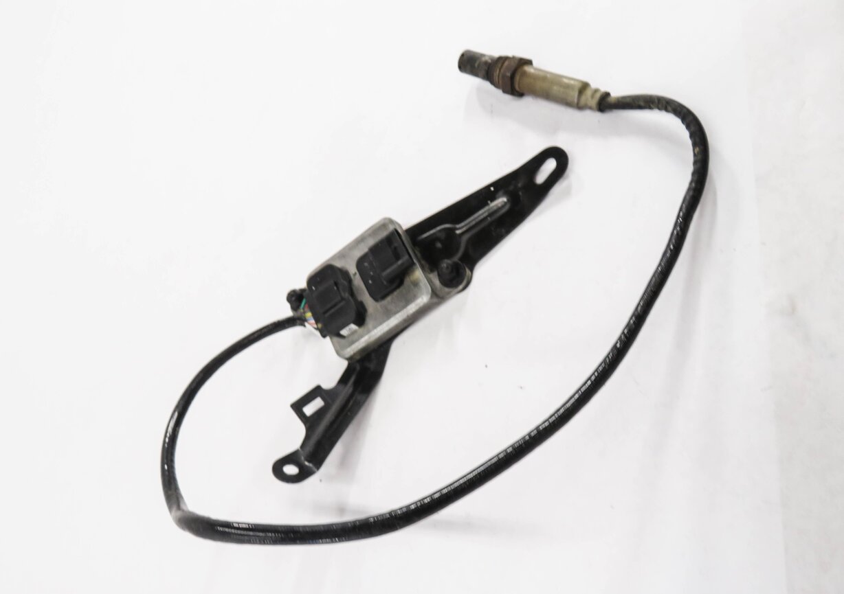 Thumbnail 3: 2009 MERCEDES GL320 (X164) 3.0L OM642 DIESEL - PRE CAT NOX NITROGEN OXIDE SENSOR