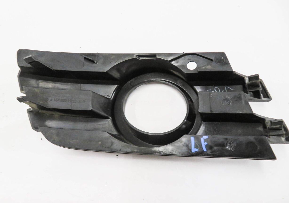 Thumbnail 6: 2009 MERCEDES GL320 (X164) LEFT FRONT DRIVER FOGLIGHT GRILLE TRIM