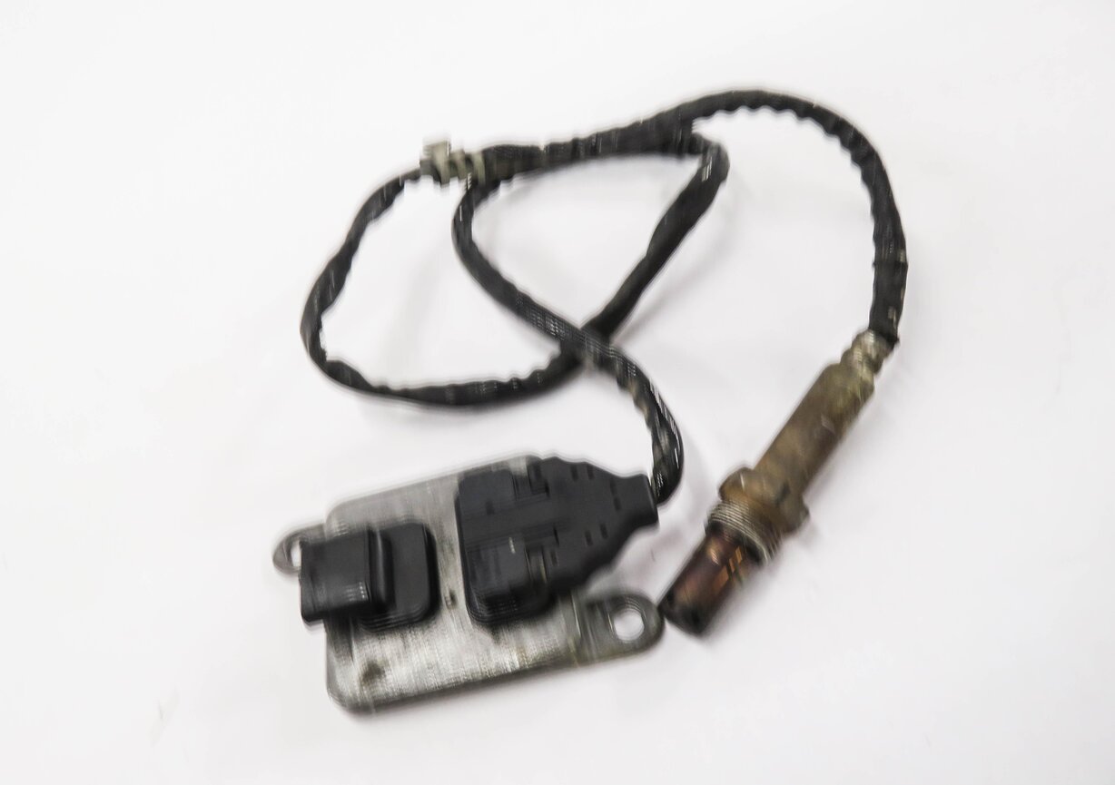 Thumbnail 2: 2009 MERCEDES GL320 (X164) 3.0L OM642 DIESEL POST CAT NOX NITROGEN OXIDE SENSOR