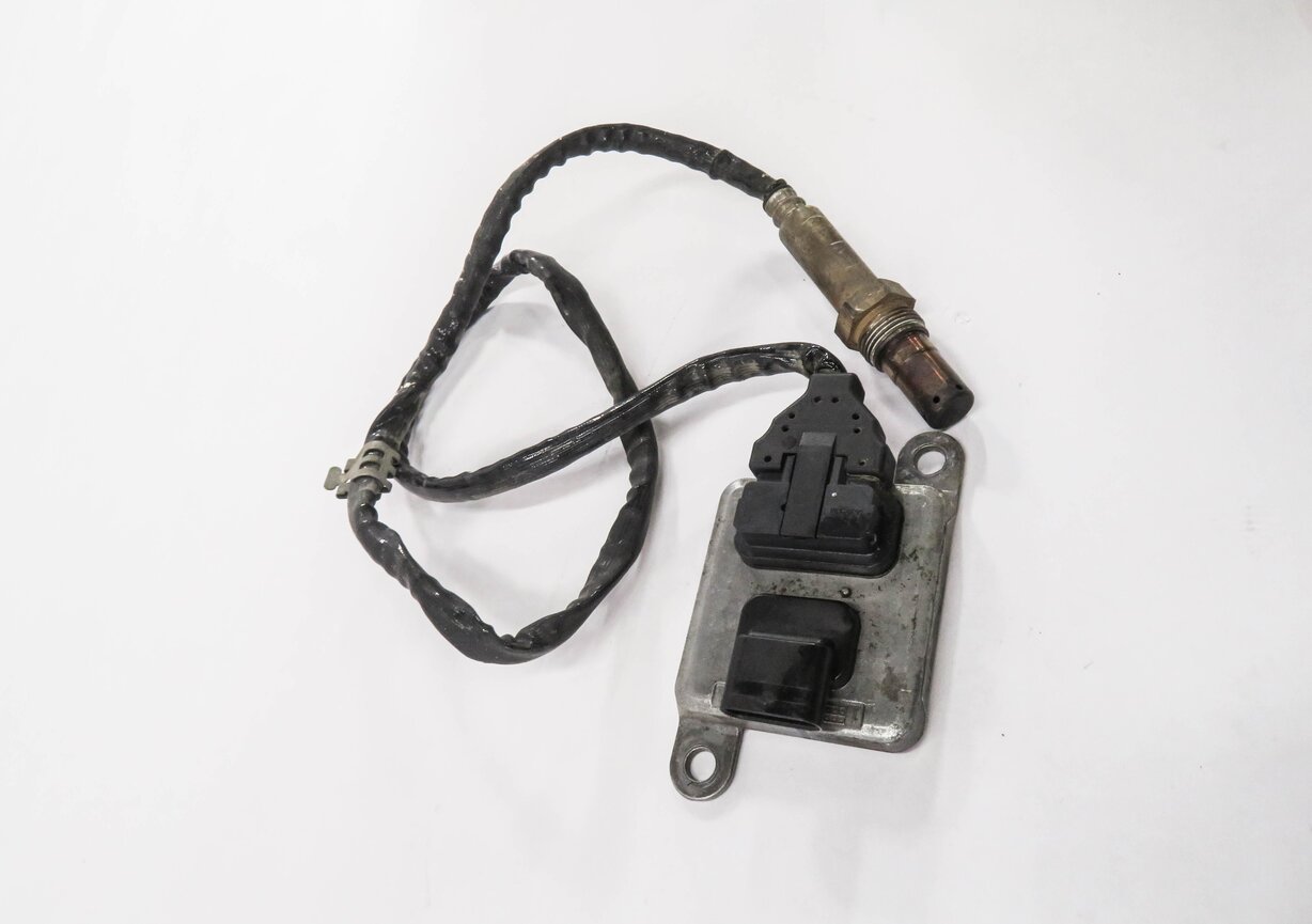 Thumbnail 4: 2009 MERCEDES GL320 (X164) 3.0L OM642 DIESEL POST CAT NOX NITROGEN OXIDE SENSOR