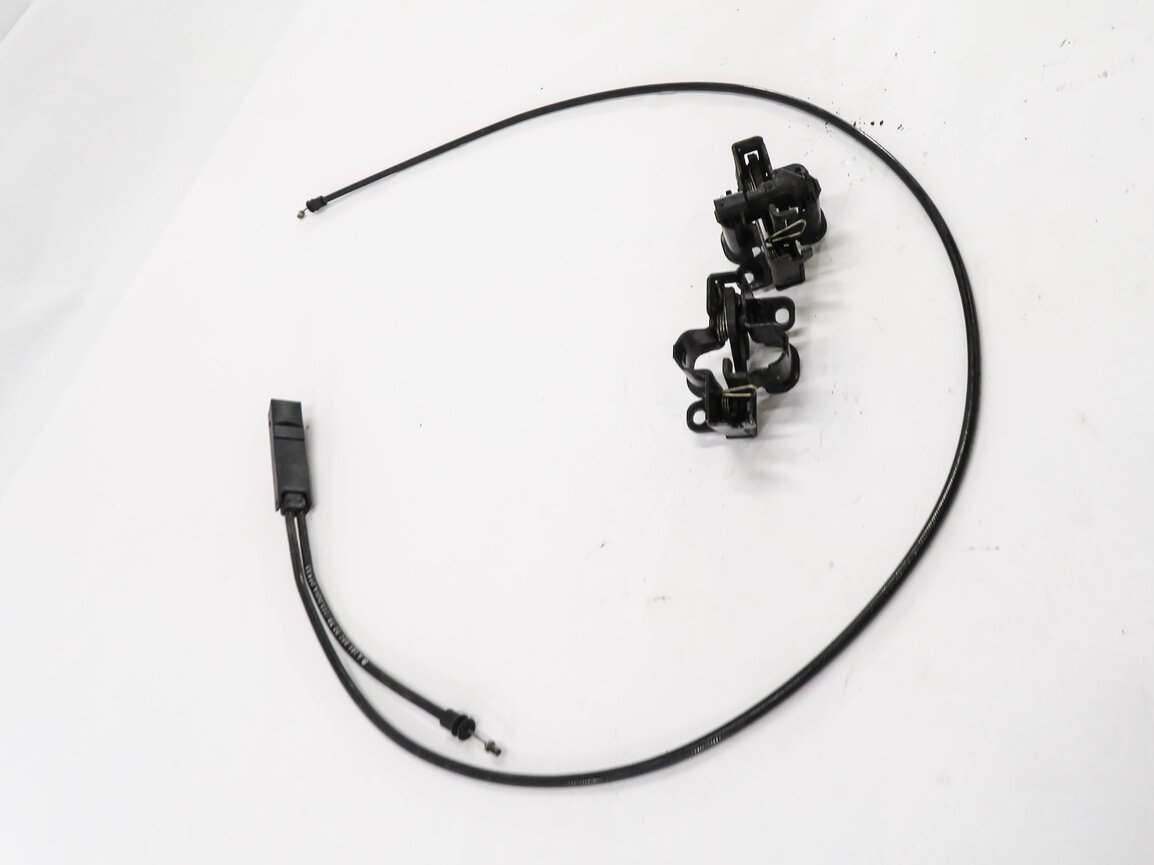 Thumbnail 3: 2009 MERCEDES GL320 (X164) FRONT LEFT & RIGHT LOWER HOOD LOCK LATCH SET w/ CABLE