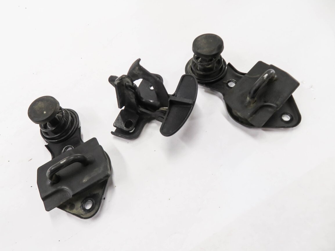 2009 MERCEDES GL320 (X164) FRONT HOOD SAFETY LATCH SPRING SET