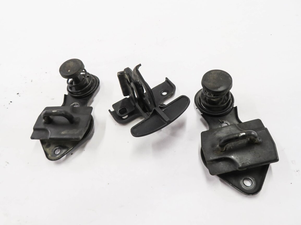Thumbnail 2: 2009 MERCEDES GL320 (X164) FRONT HOOD SAFETY LATCH SPRING SET