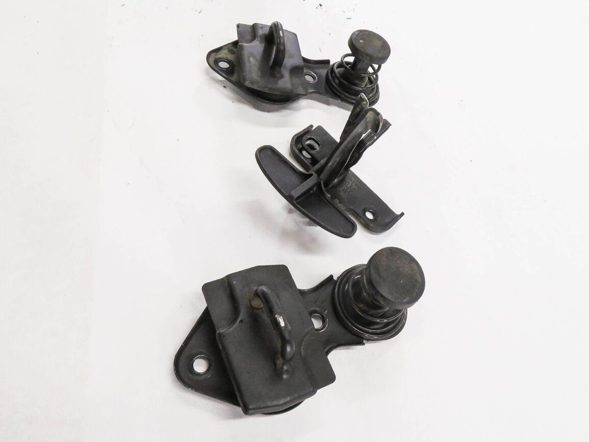 Thumbnail 3: 2009 MERCEDES GL320 (X164) FRONT HOOD SAFETY LATCH SPRING SET