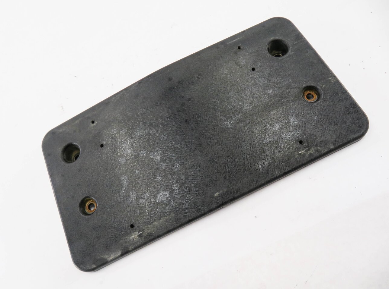 2009 MERCEDES GL320 (X164) FRONT LICENSE PLATE BASE MOUNT BRACKET
