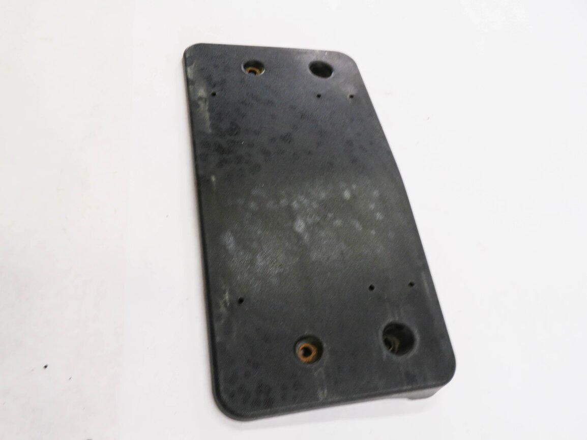 Thumbnail 3: 2009 MERCEDES GL320 (X164) FRONT LICENSE PLATE BASE MOUNT BRACKET