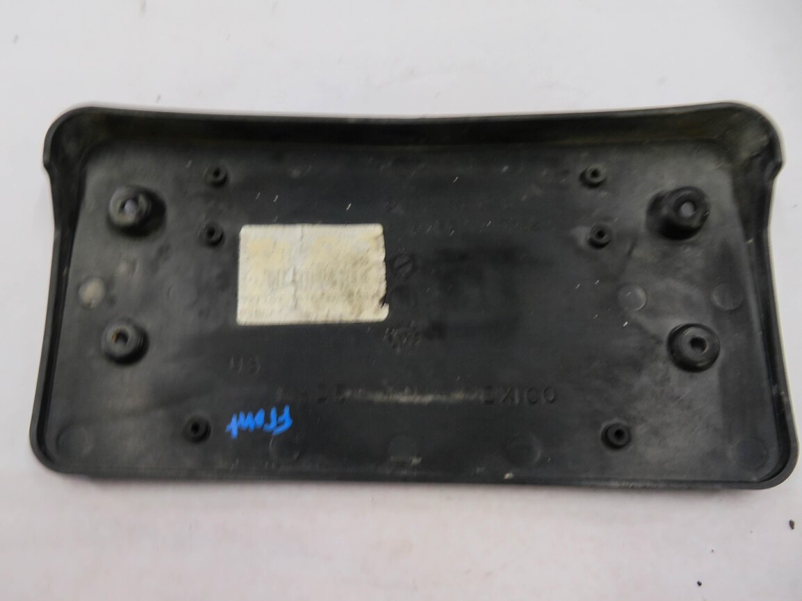 Thumbnail 5: 2009 MERCEDES GL320 (X164) FRONT LICENSE PLATE BASE MOUNT BRACKET