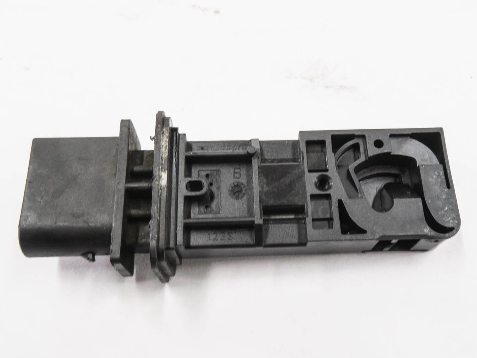 Thumbnail 5: 07-13 E350 MERCEDES GL320 GL350 ML320 ML350 R350 - DIESEL MASS AIR FLOW SENSOR