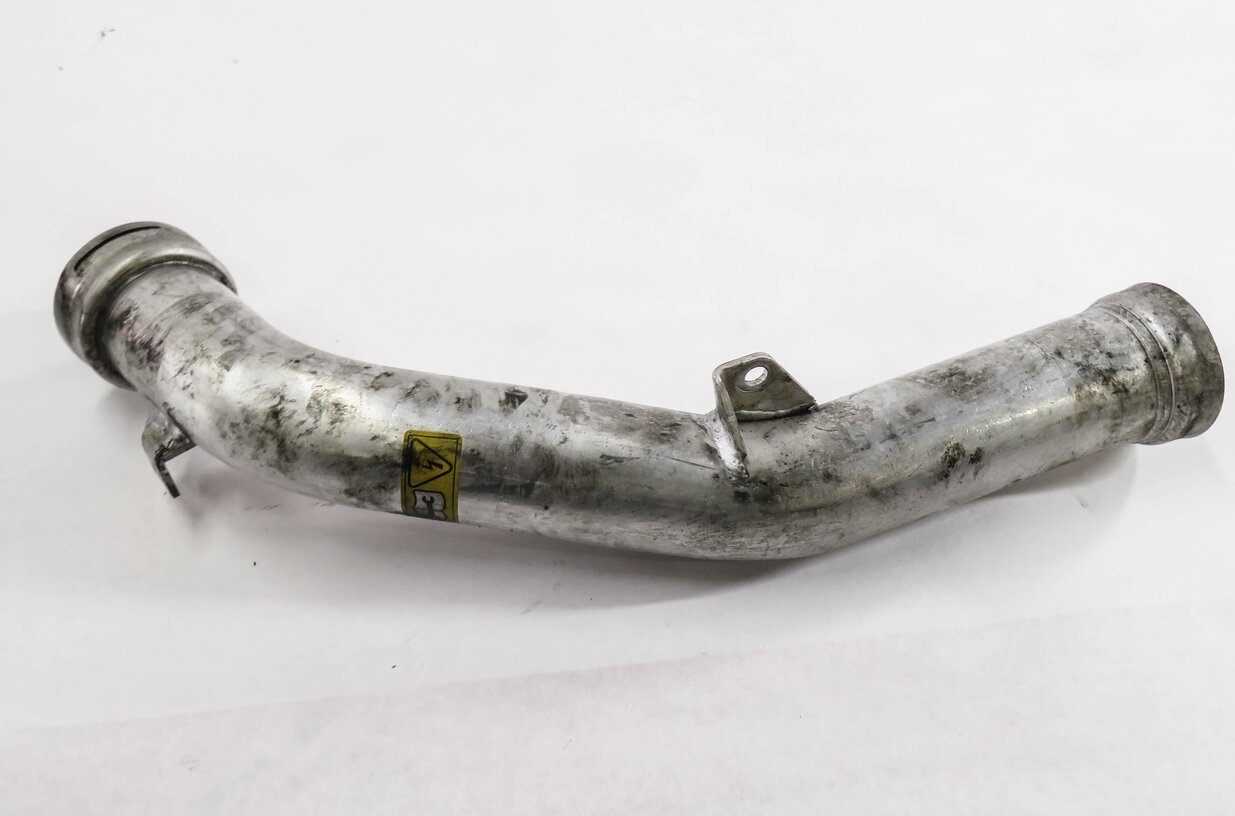 Thumbnail 6: 2009 MERCEDES GL320 (X164) 3.0L OM642 DIESEL - INTERCOOLER PIPE w/ MUFFLER