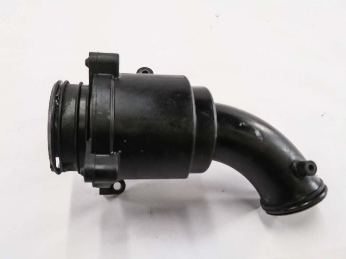 Thumbnail 8: 2009 MERCEDES GL320 (X164) 3.0L OM642 DIESEL - INTERCOOLER PIPE w/ MUFFLER