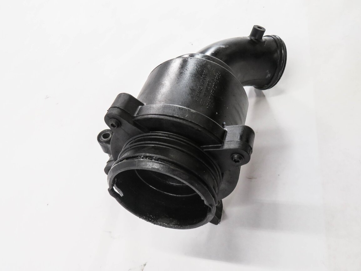 Thumbnail 9: 2009 MERCEDES GL320 (X164) 3.0L OM642 DIESEL - INTERCOOLER PIPE w/ MUFFLER